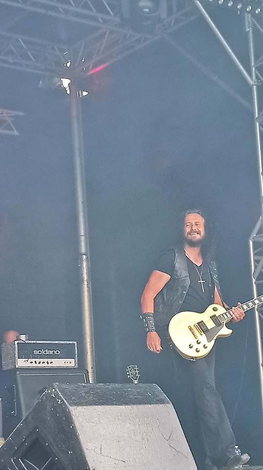 parisnme2016's tweet photo. @KerrangRadio some more pix from @hullfest https://t.co/BIOgxXjma3