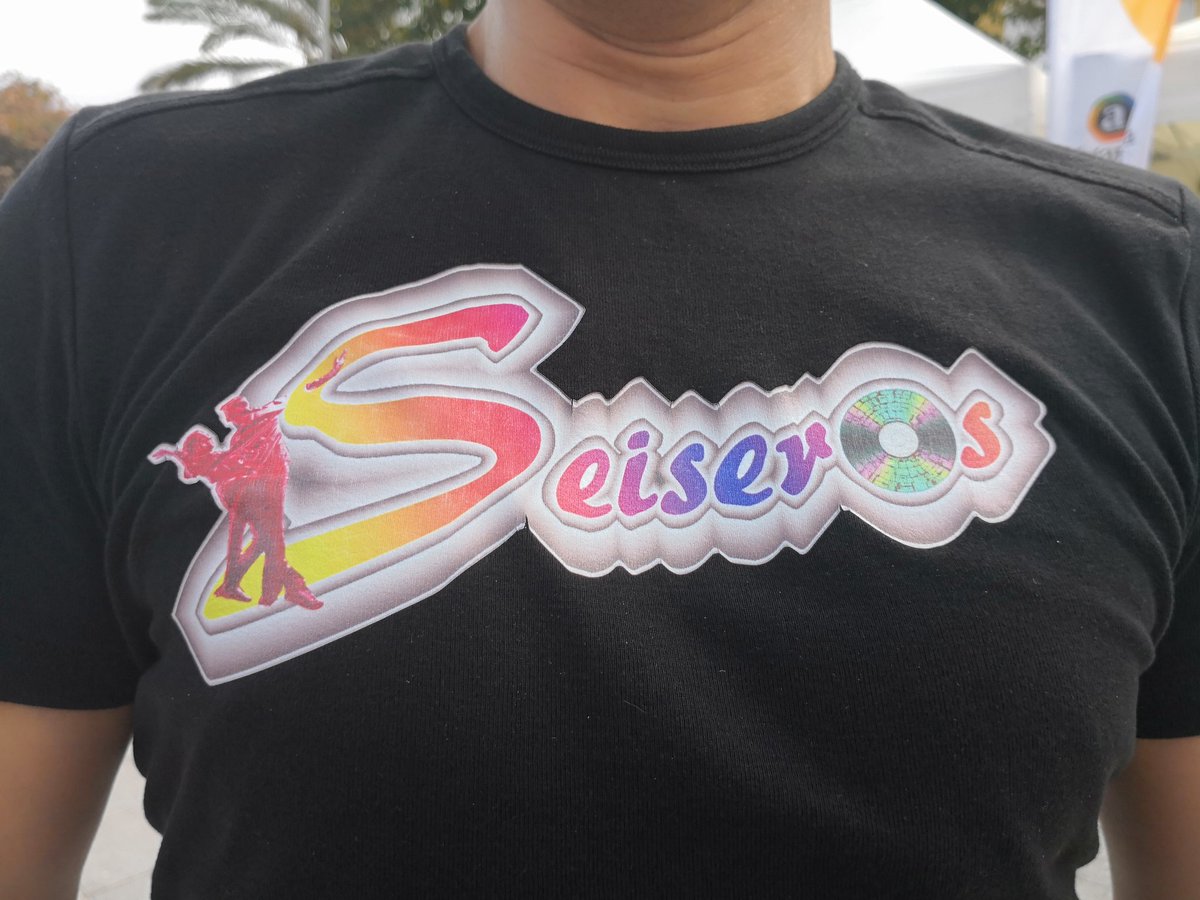 algarabiatfe's tweet photo. Gracias a Seiseros que nos ha acompañado con sus bailes en #FeriadelaDiversidad en el Médano #lgbti #voluntariado #FeriadelaDiversidad #orgullolgbti2018 @ChrysallisCan @CabildoTenerife #redprisma
@SocialGobcan @CPJI_GobCan https://t.co/iUSXN7DXwZ
