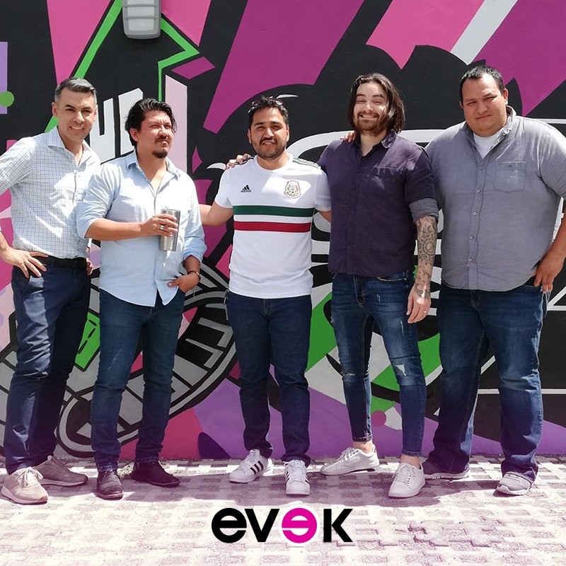 evekmx's tweet photo. Los mejores padres se encuentran en EVEK 👨🤟 . #DíadelPadre https://t.co/sNeIXhJLbn