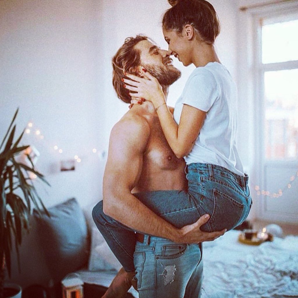 getLuwi's tweet photo. For uninterrupted sexy time use @getluwi during your most intimate moments.
.
#LetUsWearIt #GoodbyeCondomsHelloLuwi #getLuwi #findyoursparkle #takecontrol #girlboss #empower #beincharge #easytouse #latexfree #hormonefree #nointerruptions #transfersheat #safesex #luwi #sexytime https://t.co/opyAW20DB9