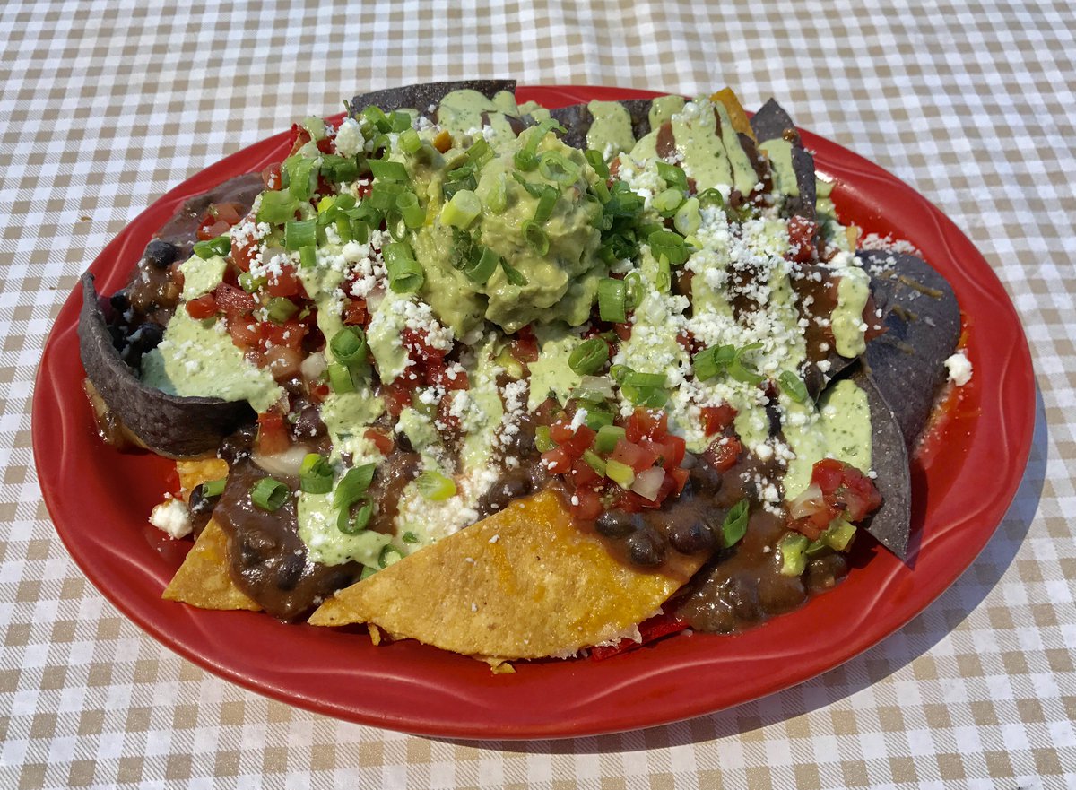 Keep your Sunday crunchy and delicious with a plate of nachos. #SkyRanchJSC