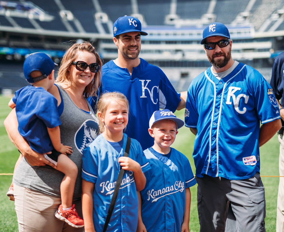Royals's tweet photo. It’s Photo Day on the field for Season Ticket Members! 📷 #RaisedRoyal https://t.co/B5vucF4Mez