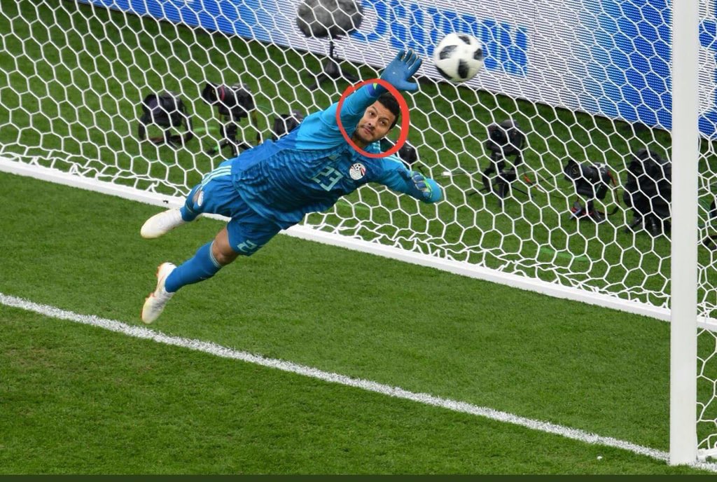 waleedalbesher_'s tweet photo. شغلتي بالبطولة اشوف عيون حراس المرمى 

حسبي الله ونعم الوكيل 😢 https://t.co/FLDLkSFDMd