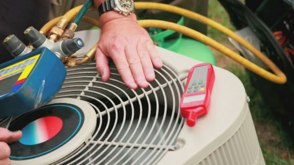 ZurkelOrlando's tweet photo. U.S.H.A.C. is your “one-stop shop” for everything from HVAC, repair, &amp; more in Central Florida, Orlando, Tampa, Miami, Jacksonville and throughout the state of Florida. Mention #Zurkel for preferred pricing and FREE estimates. https://t.co/VysOWXQPGn https://t.co/40QgL5y16s