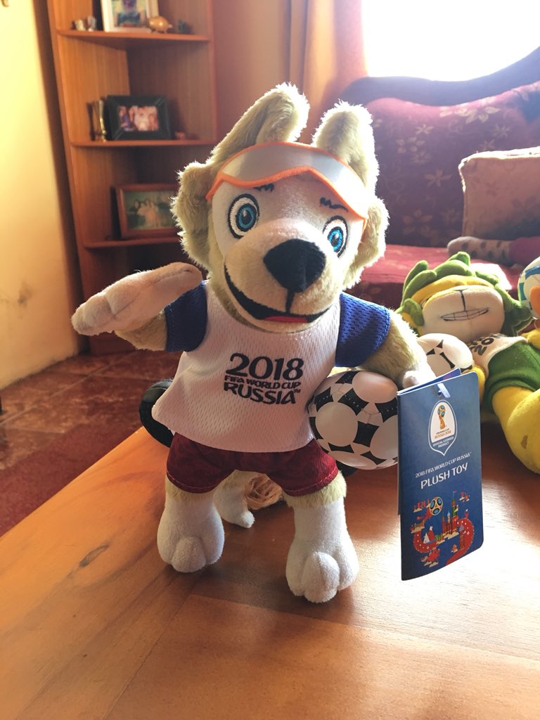 Oosman27's tweet photo. Alguien dijo modo mundial? 🙂 #GoleoVI #Zakumi #Fuleco #Zabivaka #Zincha https://t.co/05oIUWli1Q