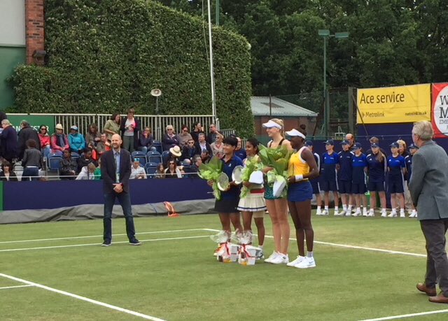 MStocks1's tweet photo. Proud to be ambassador this week for the #ManchesterTrophy, well done @BritishTennis @TheNorthernMCR and @MCRActive for staging another brilliant event 👍 https://t.co/3pPhgtf7CL