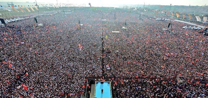 Ercisli_Emrh's tweet photo. #BüyükLiderİstanbulda Ve milyonlar onun yolunda. @RT_Erdogan ile #devaminsallah https://t.co/FaFJj230fH
