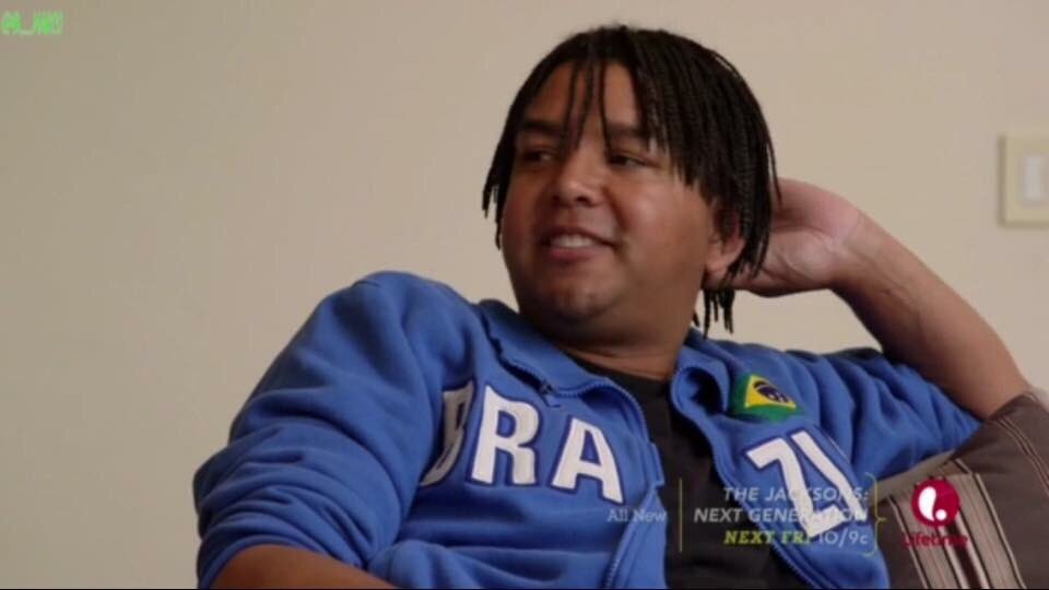 DannySthrong's tweet image. It's a game of Brazil today and I remembered that. The @tajjackson3 with the blouse of Brazil #WorldCup2018 #GoBrazil 🇧🇷🇧🇷🇧🇷 #TajJackson