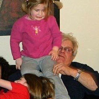 weirdbroscoffee's tweet photo. Happy Fathers Day to the Weirdest Dad and Papa to these Weird kids! Wishing a happy Fathers to all the great dads out there. Stay Weird! #happyfathersday #weirddad #weirdpapa #weirdfamily #stayweird https://t.co/nuLkENWtQq