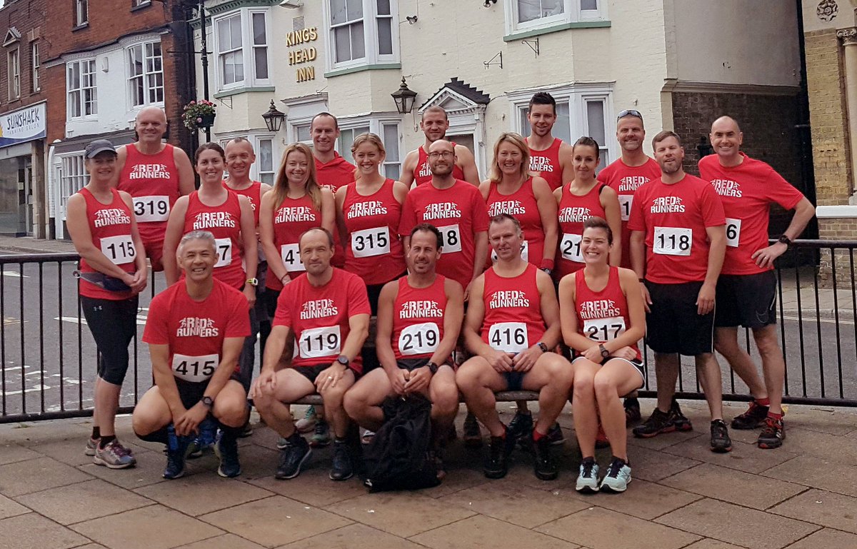 RedRunners_'s tweet photo. Brilliant day at the @roachvalleyway relay today. We had 5 teams running and ended up claiming 2nd and 4th spot overall. The women's team won their category.  A fantastic event with friends from local clubs inc @rochfordrunclub, @HockleyTrailRun &amp; @FlyersSouthend.
@CJPhillips1982 https://t.co/LP8eUTYVfk