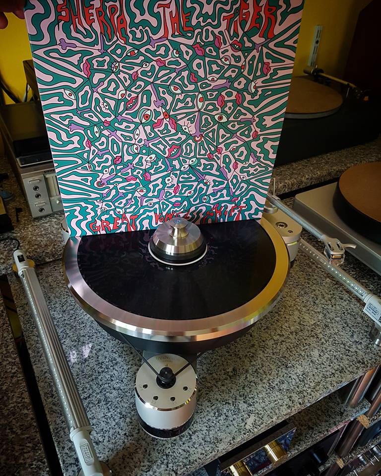 PsychedelicMag's tweet photo. Sherpa The Tiger - “Great Vowel Shift” (Fuzz Club Records, 2018). The four-piece combine a love of minimalist ambient music and the kosmische grooves that came pumping out of Eastern Europe in the 60s/70s. #vinyloftheday @SherpatheTiger @FuzzClub https://t.co/R0JtBO7saD