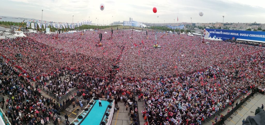 Güçlü Meclis Güçlü Cumhurbaşkanı 🇹🇷 
Miting Hatırası ..
#BüyükLiderİstanbulda