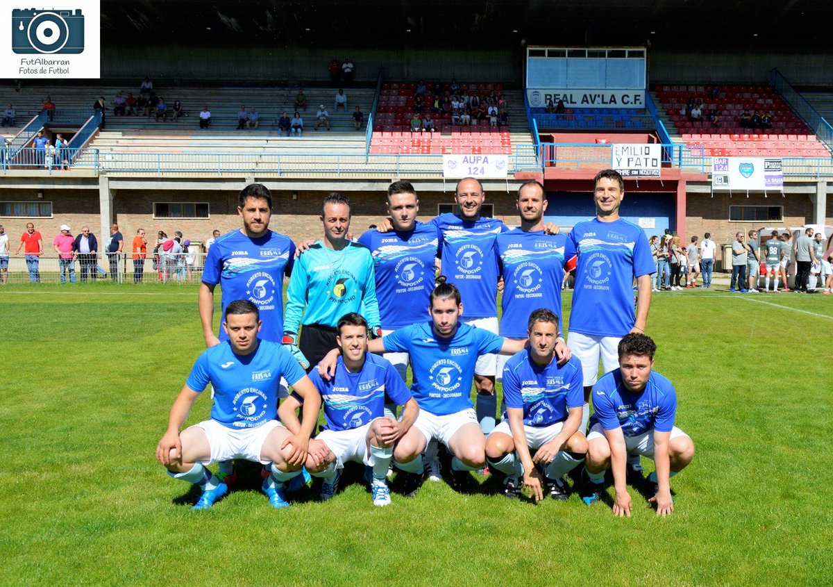 AlbarranFut's tweet photo. FOTOS -> Final Copa Deportes Sanchez
PINTURAS PIMPOCHO-BAR PRISMA 0 BAR 124-MALETAS CyL-HIERROS PASCUAL 1 #Avila https://t.co/6SSCRwAneA
