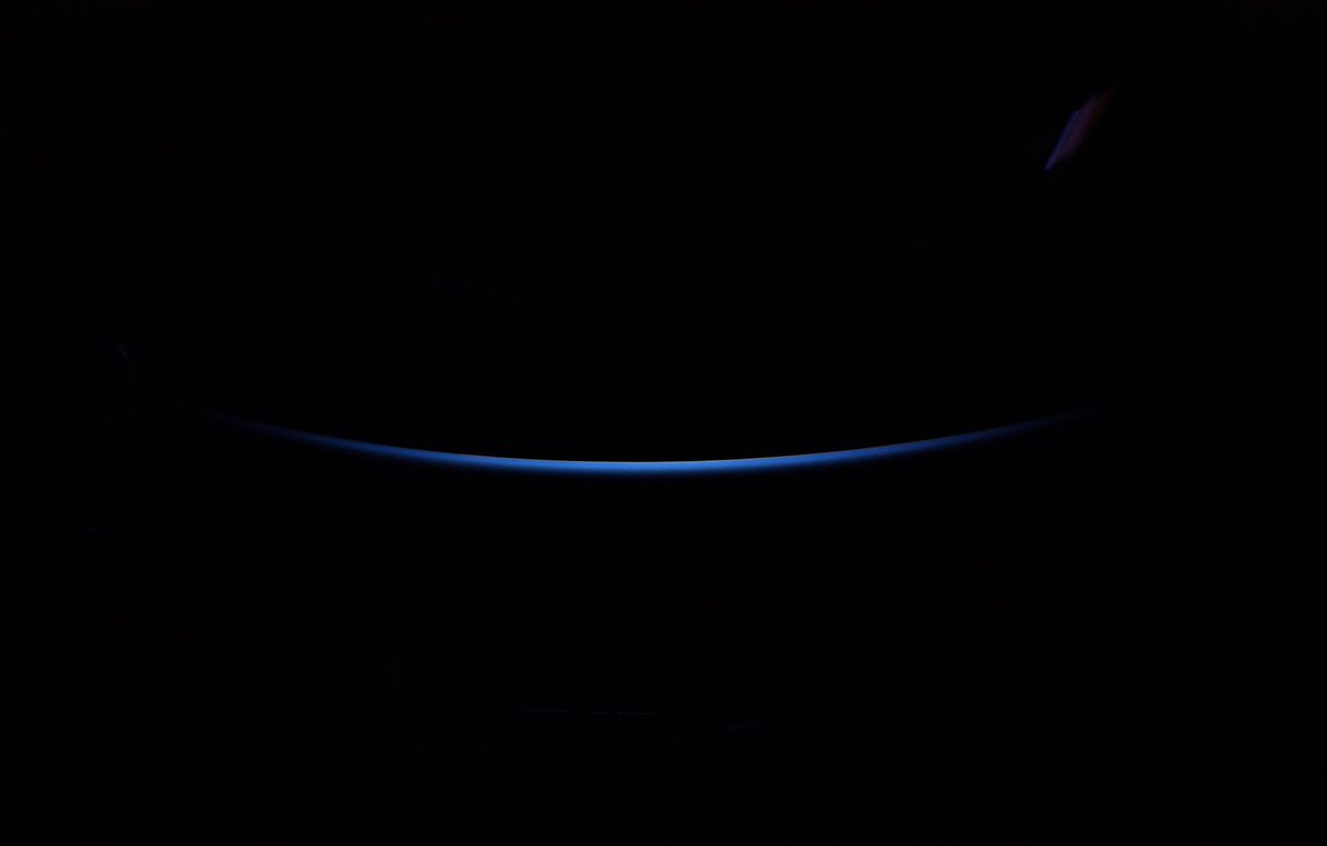 Horizon. Today first day off after some of the busiest 10 days in my life. I thought long about which should be my first photo from space. When I saw this sunrise, I immediately knew this would be it. What a fascinating planet. #Horizons