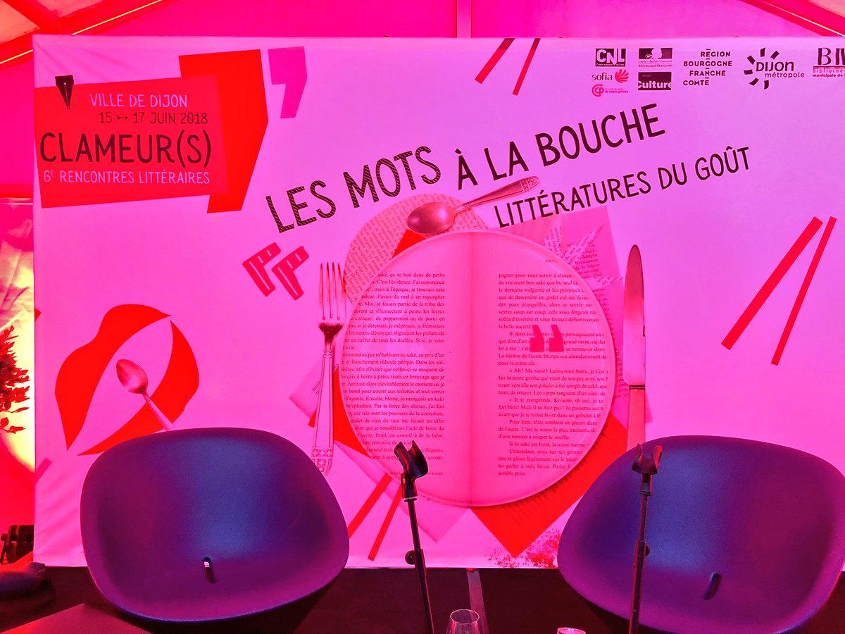 Rolland_Denis's tweet photo. Quand deux lycées #professionnels apportent une touche aussi sensible que visible à #littérature, la #fierté est collective.✨
#Menus & #poésie
#Festival #Clameur (s) Les mots à la bouche, littérature du #goût.
Lycées #SimoneWeil & #LeCastel #Dijon
@clameursdijon @MinistereCC https://t.co/QdDC3df8yT