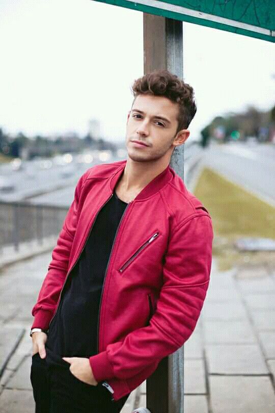 Happy Father's Day to  <a href="/DrakeMaleficent/">Drake Maleficent</a> Hope you enjoy your day
We all love you.