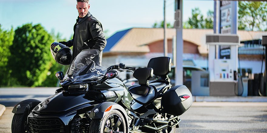 CanAm3Wheel's tweet photo. On this special day, letโs wish all the dads out there an incredible time on the road. You deserve nothing less than the best! ๐ Happy Fatherโs Day! #FathersDay2018 #RideASpyder https://t.co/H1UomxevgJ