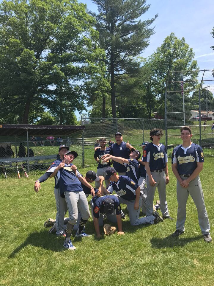 post397's tweet photo. Martin is your champ today! 3 hits including a go-ahead HR in the top of the 8th inning! #UncleGary https://t.co/BdsQW2rcvO