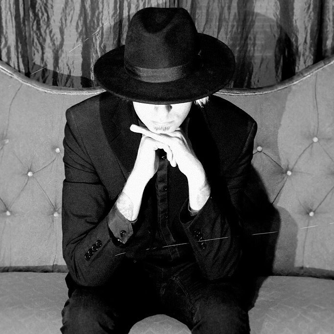 FredVinters's tweet photo. CHOCOLATE JESUS is now available on all digital platforms. Listen and remember to share it or put it in your playlist.

https://t.co/hhiAGs7IbR

#rockmusic #metalmusic #fredvinters #sweden #rock #stoner #tomwaits #music #classicrock https://t.co/NPTreRgdfs