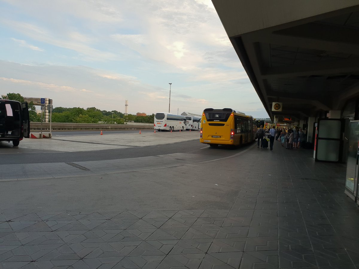 Bye #sfallhands Hello <a href="/MozillaBerlin/">MozillaBerlin</a>