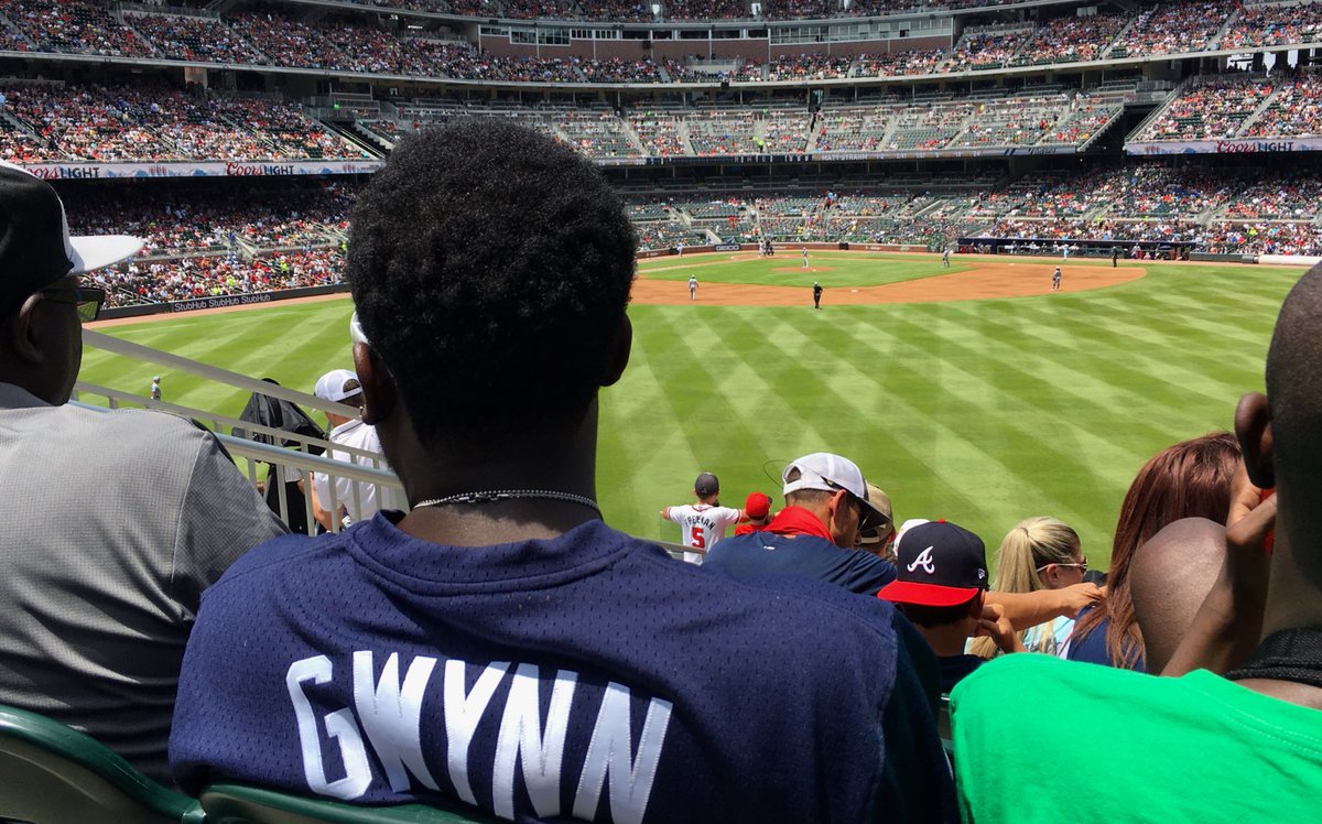 No score through 3 innings in Atlanta. Pirela, Renfroe and Spangenberg will start the 4th. #LetsGoPadres https://t.co/CQgDb5NJEq