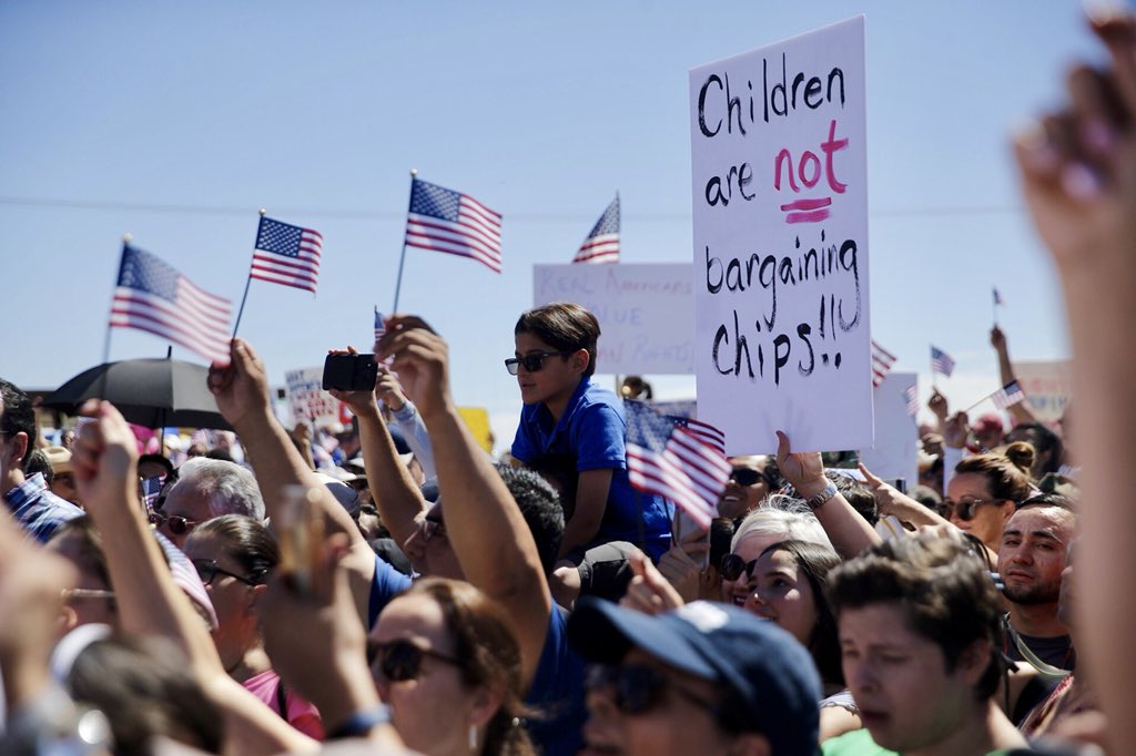 i_p_a_1's tweet photo. .....Few of my favorite photos (SET B) that I made from the #MarchtoTornillo led by: @BetoORourke, local and state officials and surprising guest @RepJoeKennedy. #OnAssignment for @TexasTribune. #BorderStories #ImmigrantChildren #TentCity https://t.co/wf4PusF6t3