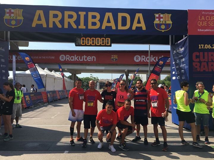 correengran's tweet photo. #cursabarça2018 amb objectius més que complerts! #larecompensadelesforç #entrenembéiesnota #warriors 
.
I... fins i tot ens han entrevistat!!!💪🏻😝
.
.
@xipgroc 
@demosunpasoadelante #running #runningsolidari #lesportcomamitjà https://t.co/NsQHnqCXGK