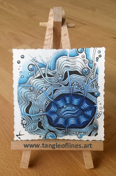 tangleoflines's tweet image. New (short) post on the blog: Still waters run deep or how Avatar's waterbending led to this tile #zentangle tangleoflines.wordpress.com/2018/06/17/sti…