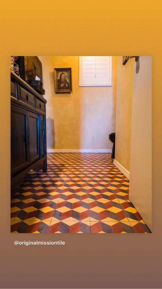 MissionTile's tweet photo. Harlequin design by Original Mission Tile #cementiles #cementtile #concretetiles #cubantile #handmadetiles #customtile #missiontile #originalmissiontile #mosaicodepasta #mosaicodecemento #mosaicohidráulico #ihavethisthingwithtiles #interiordesign #showroom #instock https://t.co/u0N6SmFpO2