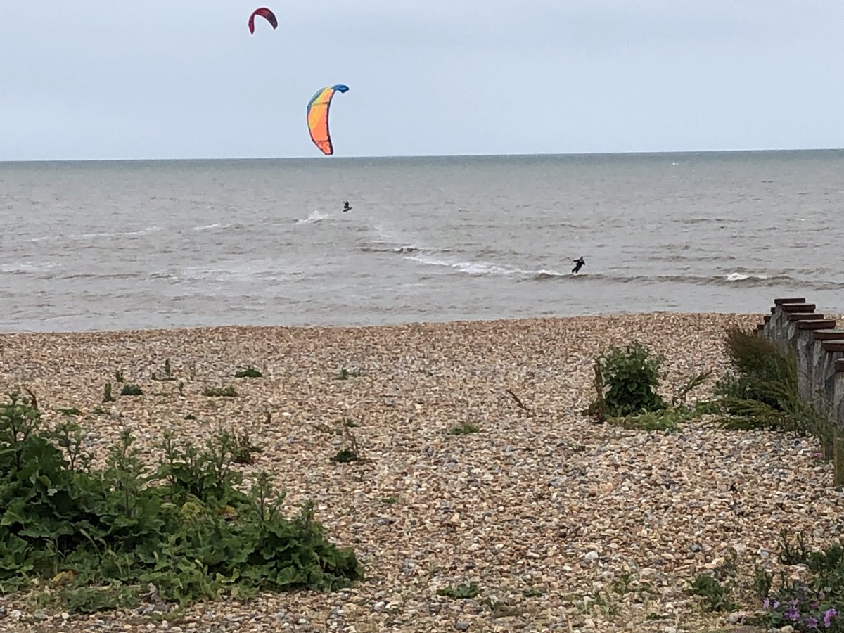 JoannaBarry8's tweet image. Day 17 walk done today a breezy 4.12 miles @Winchelseabeach a total of nearly 60 miles so far. If you would like to donate to support Scleroderma research please see my Just Giving page justgiving.com/Joanna-Barry1 #KnowScleroderma  #SclerodermaAwarenessMonth @WeAreSRUK