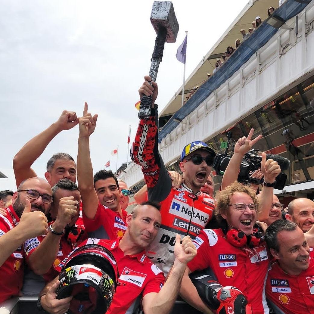 MonicaPopa7's tweet photo. El grande 👉 #jorgelorenzo#ducati#motogp2018#work#enhorabuena https://t.co/lrRMra64dA
