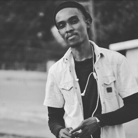 karocebo's tweet photo. #NewProfilePic https://t.co/7lLt5KLWoz