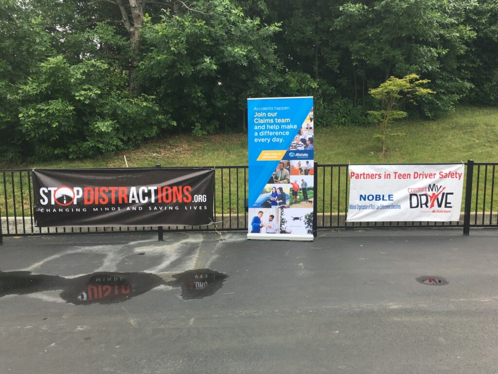 NOBLEChiMetro's tweet photo. Noble Chi-Town Traffic Safety Day @SixFlagsChicago Great America w/ @distractionadv
#statefarm #noble #trafficsafety #cpd #chicago #chicagopolicedepartment #tsdsixflags #stopdistraction #SixFlags #sixflagsgreatamerica #sixflagschi #donttextanddrive #itcanwaitvr #focusontheroad https://t.co/Hb4yugTowx