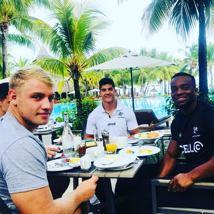 El mendocino Ignacio Vidal, jugador del <a href="/Mza_RC/">Mendoza Rugby Club</a>, integro el equipo de @TheSharksZA (donde brillo su tio Federico Mendez) en el <a href="/worldclub10s/">World Club 10s Rugby</a> disputado en Isla Mauricio