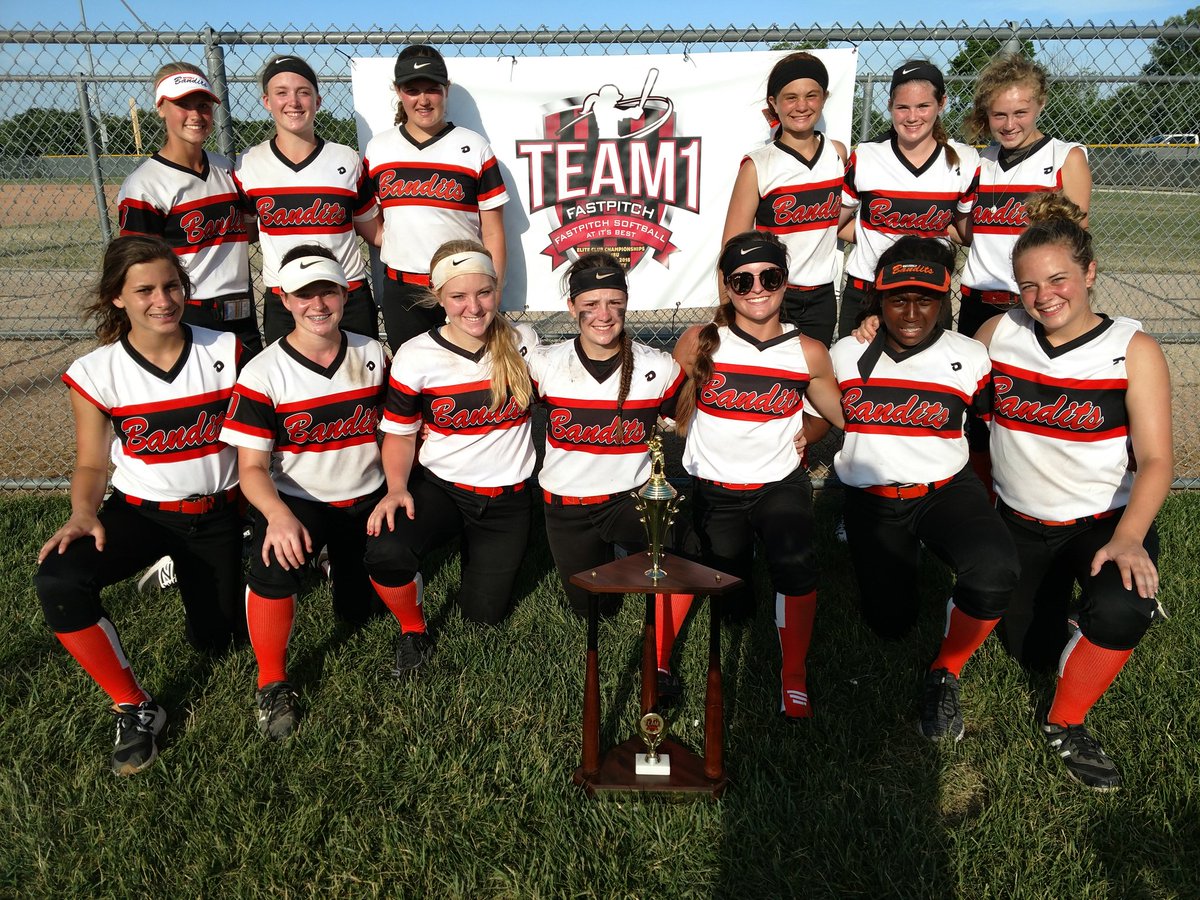 Team1_fastpitch's tweet photo. CONGRATS to our FINALIST award winners @Team1_fastpitch Elite Club Championships in KC! @ExtraInningSB @BanditsDemarini 14U @rktaylor12 16U Demarini Aces @LocosSoftball00  GREAT JOB to all of you!  We hope too see you back next year!  Great 4days!  #forthegirls https://t.co/D7qBHKrGDy