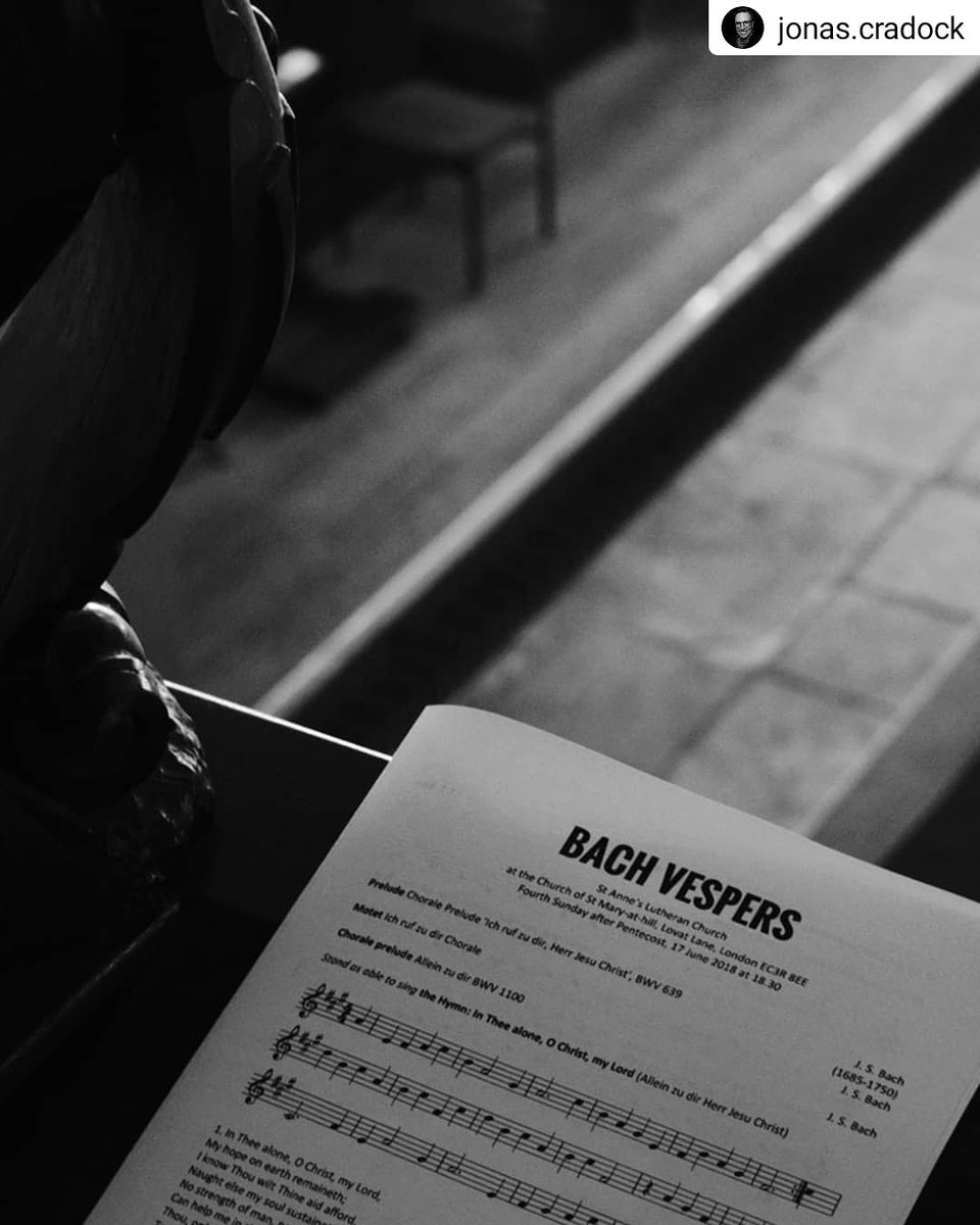 City_Bach's tweet photo. A lovely image from Instagram, capturing the mood of tonight's #BachVespers #citybach https://t.co/WCxtzZfEha https://t.co/bvbPV0xiE9