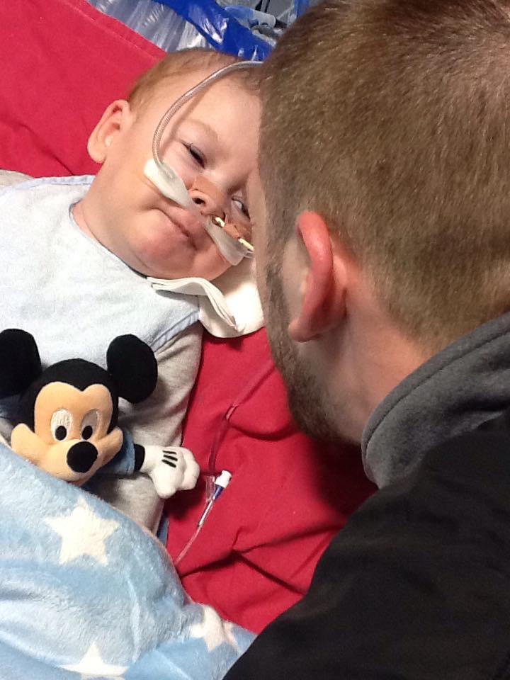 #ALFIESARMY (@alfiesarmy16) on Twitter photo HAPPY FATHERS DAY TOM, You have shown the true meaning of being a daddy,you're a true hero and fought so hard for your little warrior and Alfie will be so proud of you & always with you.๐๐๐ HAPPY FATHERS DAY TOM, You have shown the true meaning of being a daddy,you're a true hero and fought so hard for your little warrior and Alfie will be so proud of you & always with you.๐๐๐