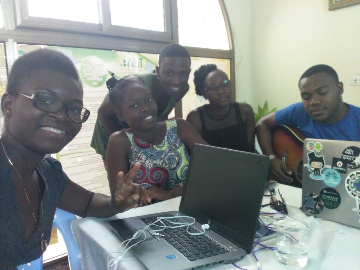 AkouaAwoudja's tweet photo. 3 jours de super #hackathon #doonenyohack l'innovation technologique au service de la décentralisation au Togo à @minodoo228 avec le projet #assilassime_app solution d'entraides sociales
@nadegeafoutou @ameklou @AKEAmazan @tchirktema @RichardFolly1 @Hombe_Kafechina @akpedze228 https://t.co/uWPmCUSgNg