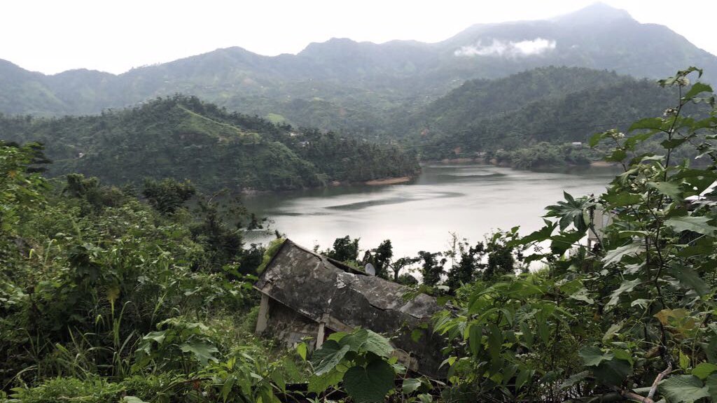 ReynaldoAlegria's tweet photo. A nueve meses del huracán María, muchos siguen olvidados, sin luz y sin accesos seguros. Aquí algunas imágenes tomadas en la Carretera 140 en Caonillas, Utuado #PeErre #LuzParaBenitoYCatin #78PueblosUnPais @yanira_belen @nsebazco @UtuadoEstaKbron https://t.co/tAOi1mHZ3D