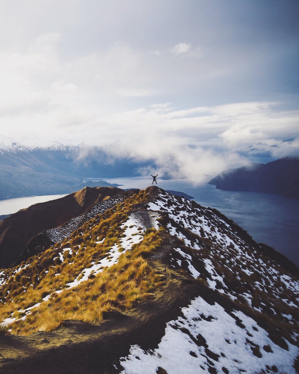 Dean Hanson tweet media