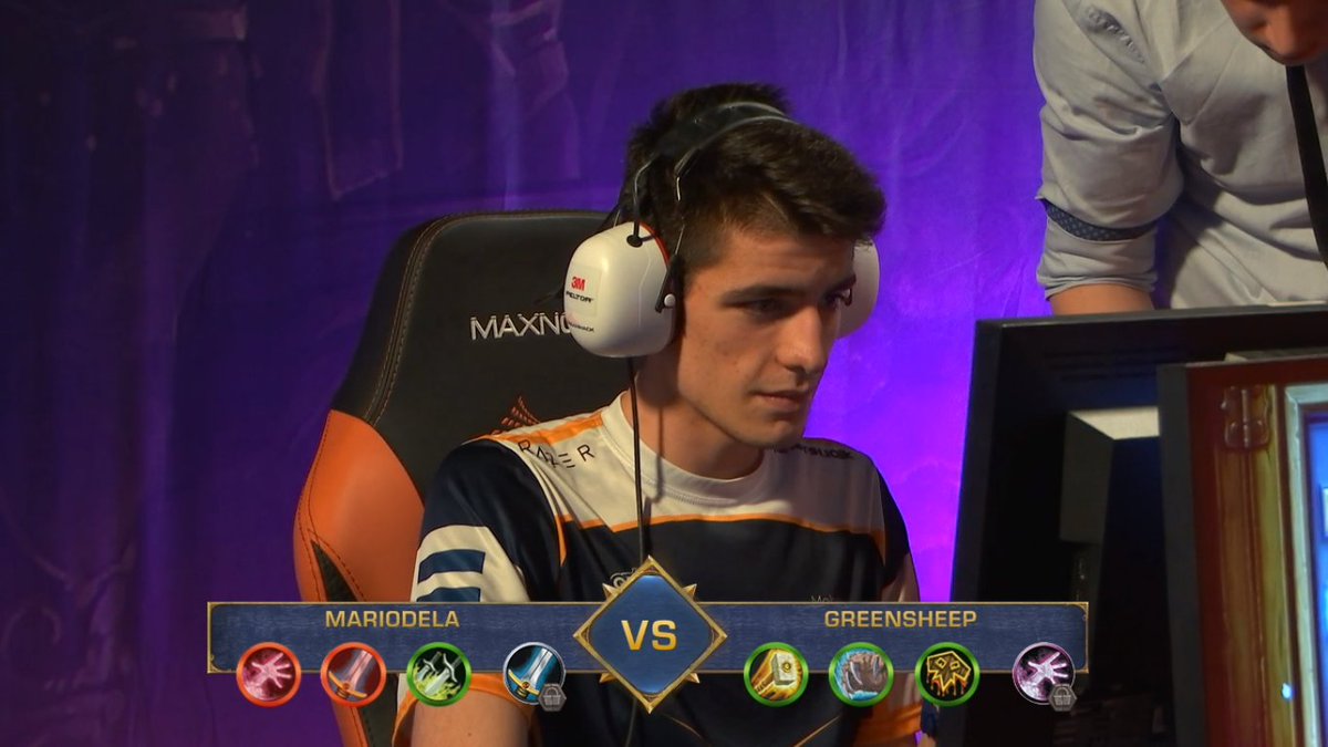 TeamQuesoGG's tweet photo. Para cerrar este intenso fin de semana, os dejamos con unas fotos de @Mariodela durante su paso por la #DHS18 en Suecia ⚔️🧀
¡En unas semanas volverá a volar destino Italia para seguir dando caña en @hearthstone_es!
📸https://t.co/BSZwsnfynG
#QuesoProud #TQHS https://t.co/U05ztaPQNW