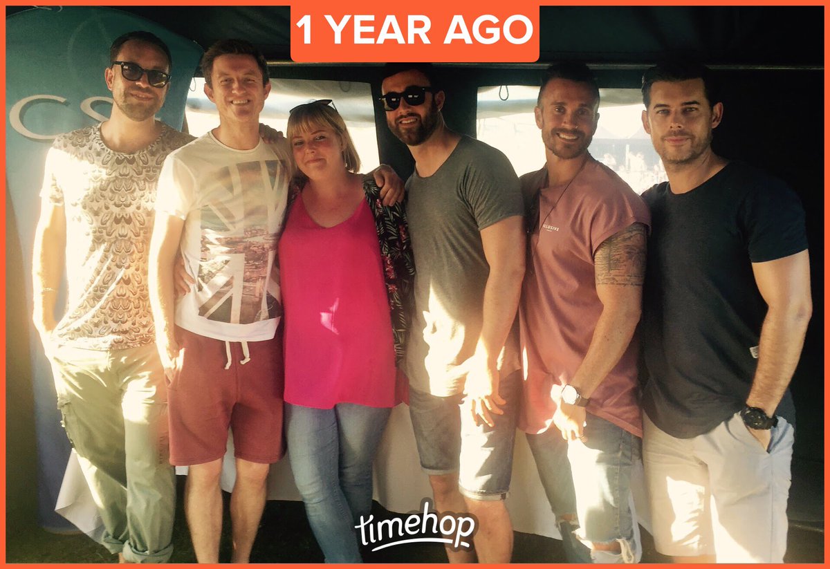Kate_Newey's tweet photo. This was one of the best days! #Reme75 ❤️❤️💚❤️❤️ amazing memories, treasured more than ever now 💔 #Missyousomuch @TimMatley https://t.co/Q7CN80AlED