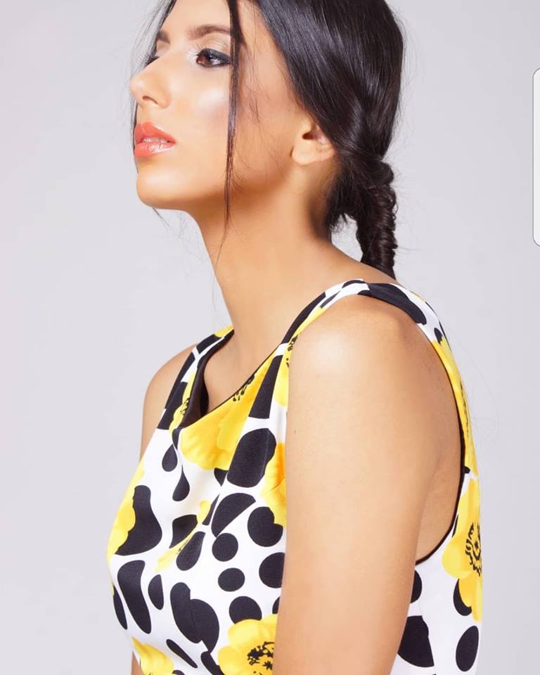 moschianomoda's tweet photo. #MoschianoTips disfruta la moda; crea combinaciones que te sumen belleza y elegancia, no hay normas rígidas, experimenta, atrévete, siempre que lleves lo que seleccionas con seguridad, proyectarás lo mejor de ti https://t.co/szuEefRg3I