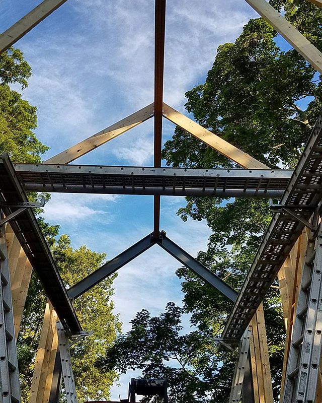 ArchitectMM's tweet photo. So much progress on #FarmBnB!! Can't wait for this project to come to life! ...and the way @r.l.baxter is working that should be in no time! ππ€Έπ #modernarchitecture #hudsonvalley #modernfarmhouse #goatdeck https://t.co/N038dXSBNK https://t.co/6ZeflD2y4l