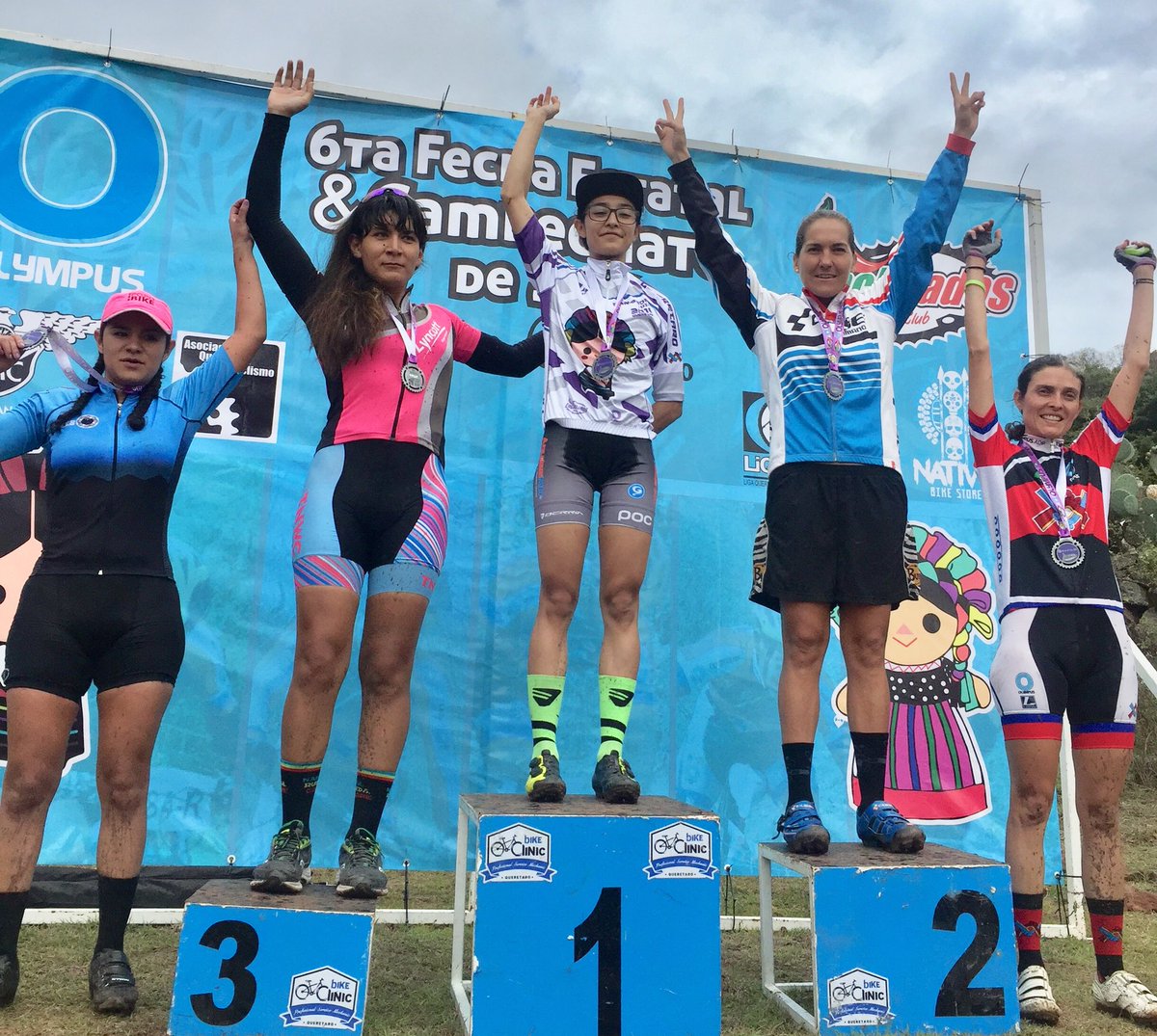 fabiolacorona's tweet photo. Estatal XC Qro, Amealco. 🥈👊🏼
#CubeWoman #HammerArmy #CepCompressionMx #BuffMx #ThuleMx #runoncloudsmx #rathlete #AutoExpressOlvera #UvexRider #DisfrutaElCamino #Col3:17 https://t.co/WMMqLnIvkb
