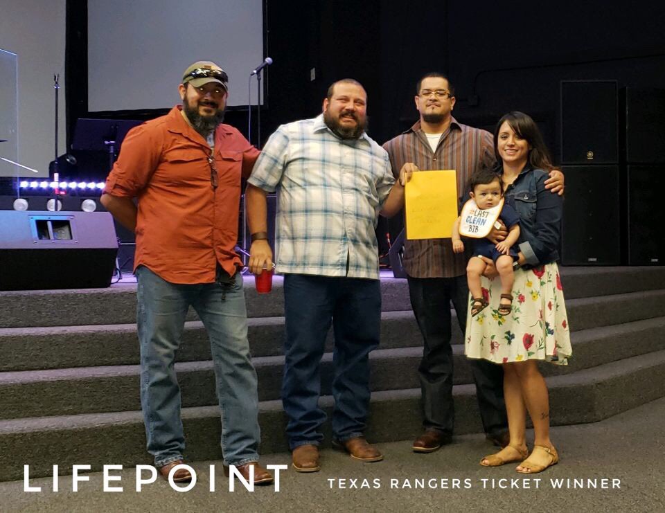 lifepointdallas's tweet photo. Here are a few pictures of the winners from today’s raffle. Happy Father’s Day! #LPSummer18 https://t.co/jTrs8E7Yqa