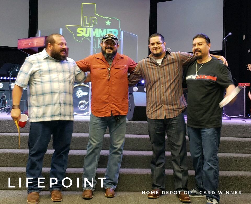 lifepointdallas's tweet photo. Here are a few pictures of the winners from today’s raffle. Happy Father’s Day! #LPSummer18 https://t.co/jTrs8E7Yqa