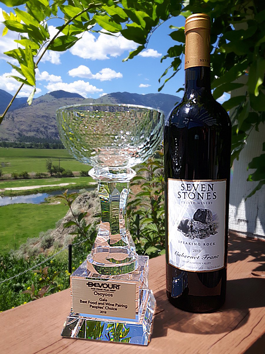 SevenStonesBC's tweet photo. We're proud to announce that #sevenstonesBC won the People's Choice Award for the best wine pairing at last night's Devour gala, thanks to our amazing 2013 Cabernet Franc! #similkameenwine #tasteourterroir #devourosoyoos https://t.co/GKodPeGGn0