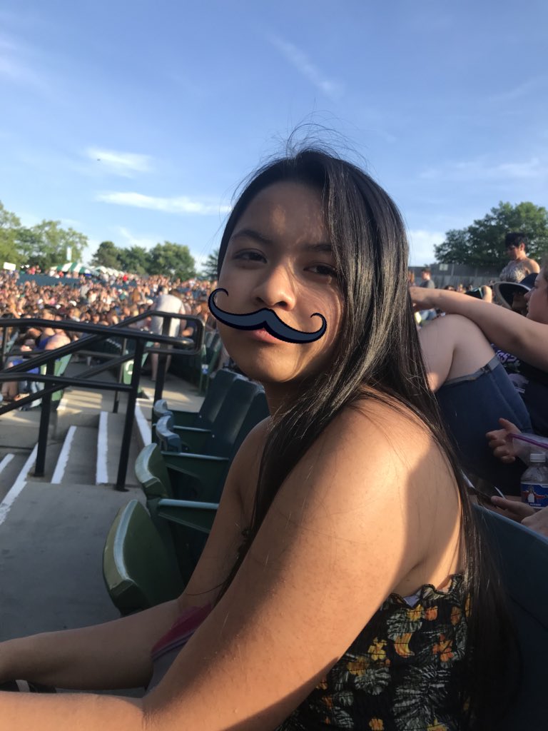 lgermaine99's tweet photo. happy father’s day dad @brittanythoyo @Kiss108 #kiss108kissconcert #PutUsOnTheScreen https://t.co/xHBYhLHbsx