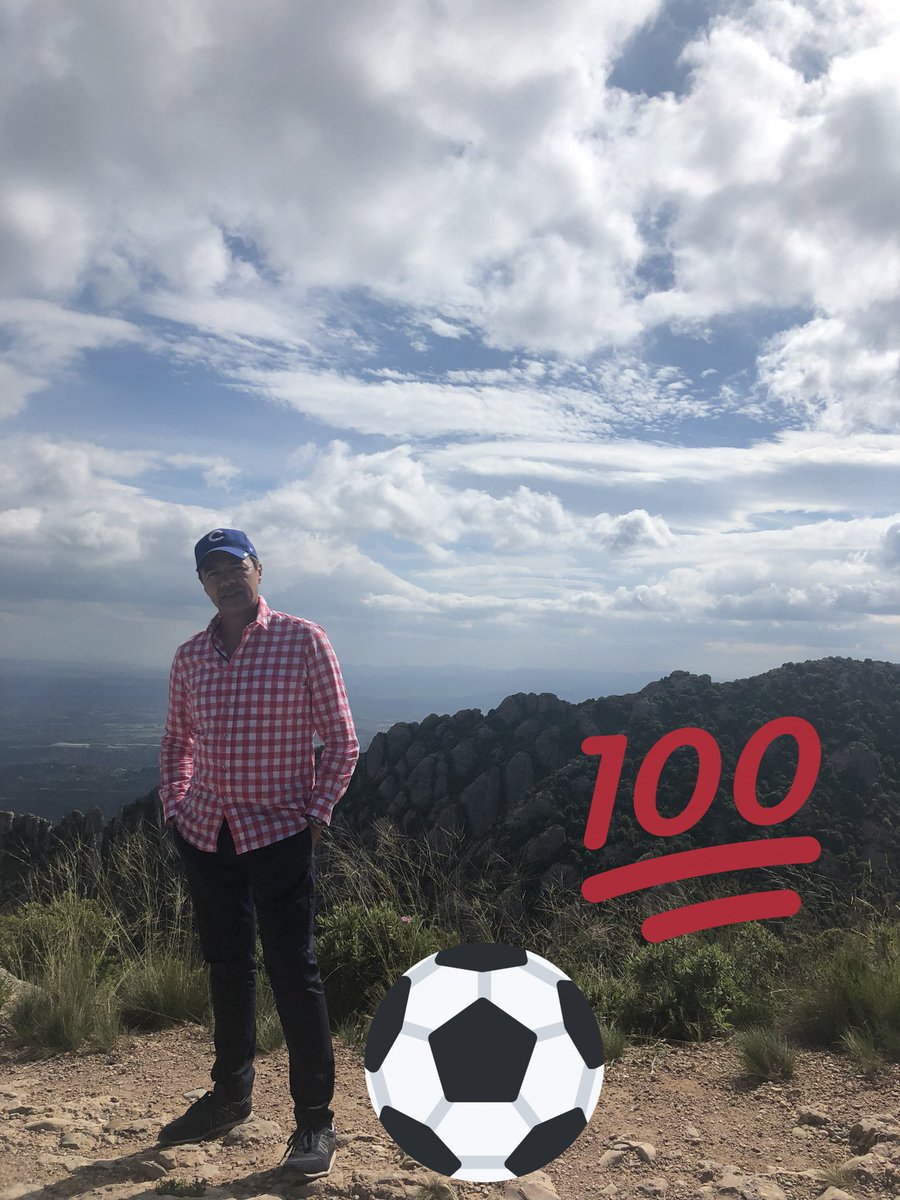 GUSTAVOANGEL_1's tweet photo. Agradecido por sus felicitaciones del día del padre! Igual, para quienes tengan esa bendicion! Y tambien, muy feliz,por la alegría qué nos han dado nuestros guerreros Aztecas! Viva México! https://t.co/YXPCxd6UDg